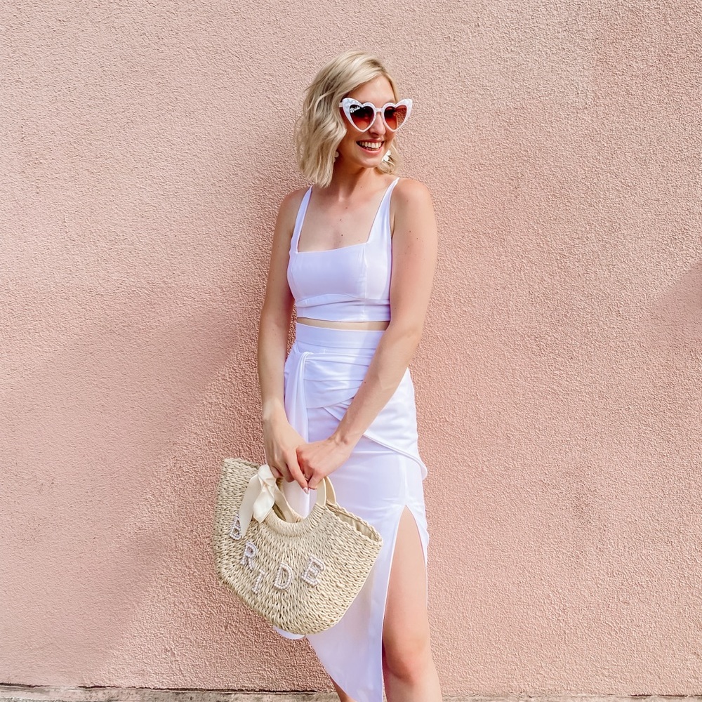 2-Piece White Set